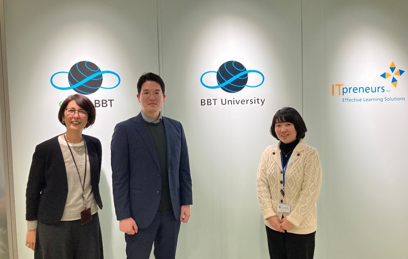 【NTTアノードエナジー様】データセンター事業の拡大に向けた「英語人材育成」─ 23名体制へ。3年間の成果と次年度設計